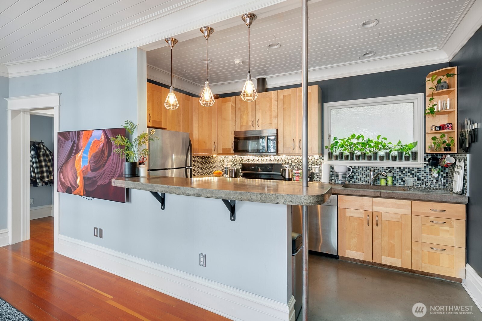7 Harrison Street, Unit 39 Seattle, WA 98109 - Photo 11 of 27