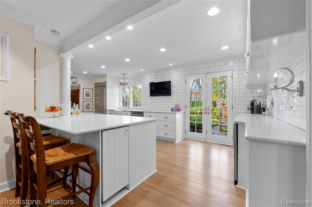 4083 Charing Cross Road Bloomfield Hills, MI 48304 - Photo 9 of 31 Gallery Image 9