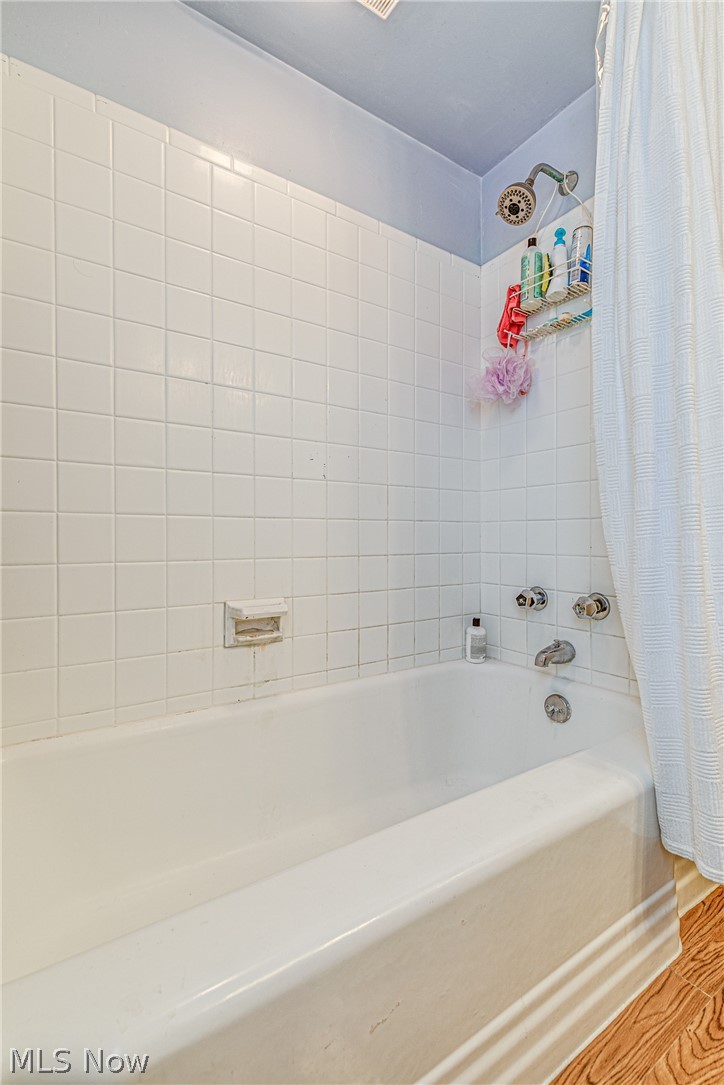 4622 Birchwold Road South Euclid, OH 44121 - Photo 20 of 35