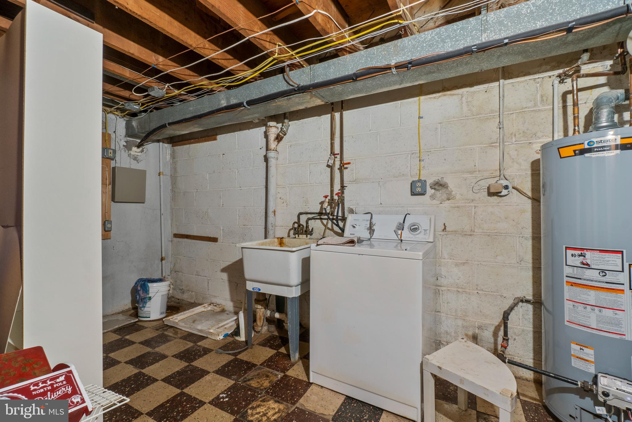 5810 Waycross Road Baltimore, MD 21206 - Photo 24 of 27 Gallery Image 24