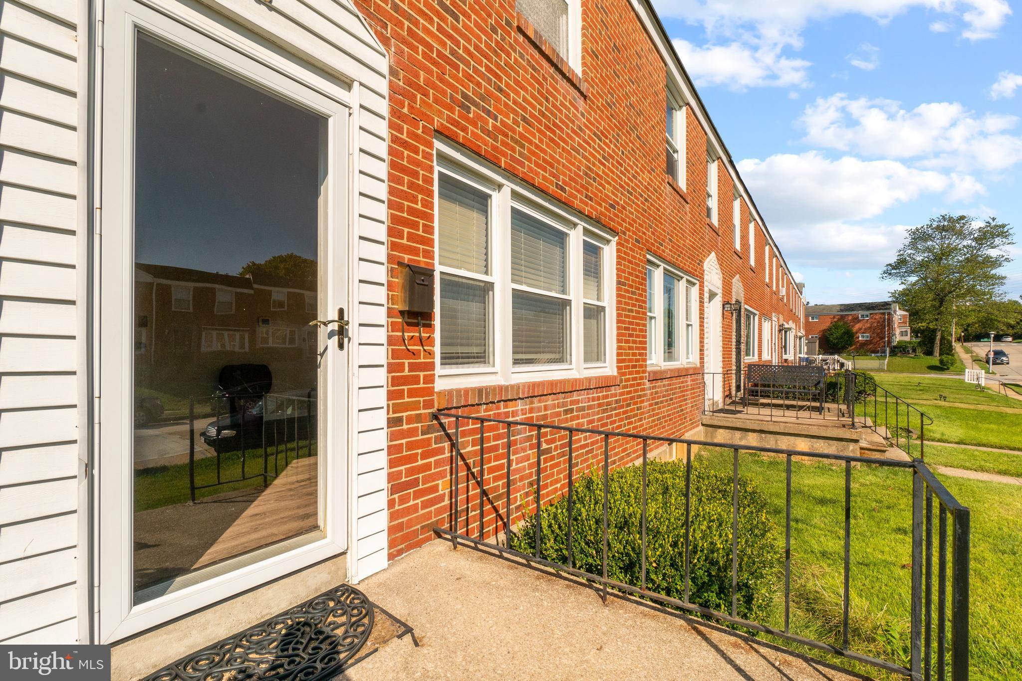 5810 Waycross Road Baltimore, MD 21206 - Photo 3 of 27 Gallery Image 3