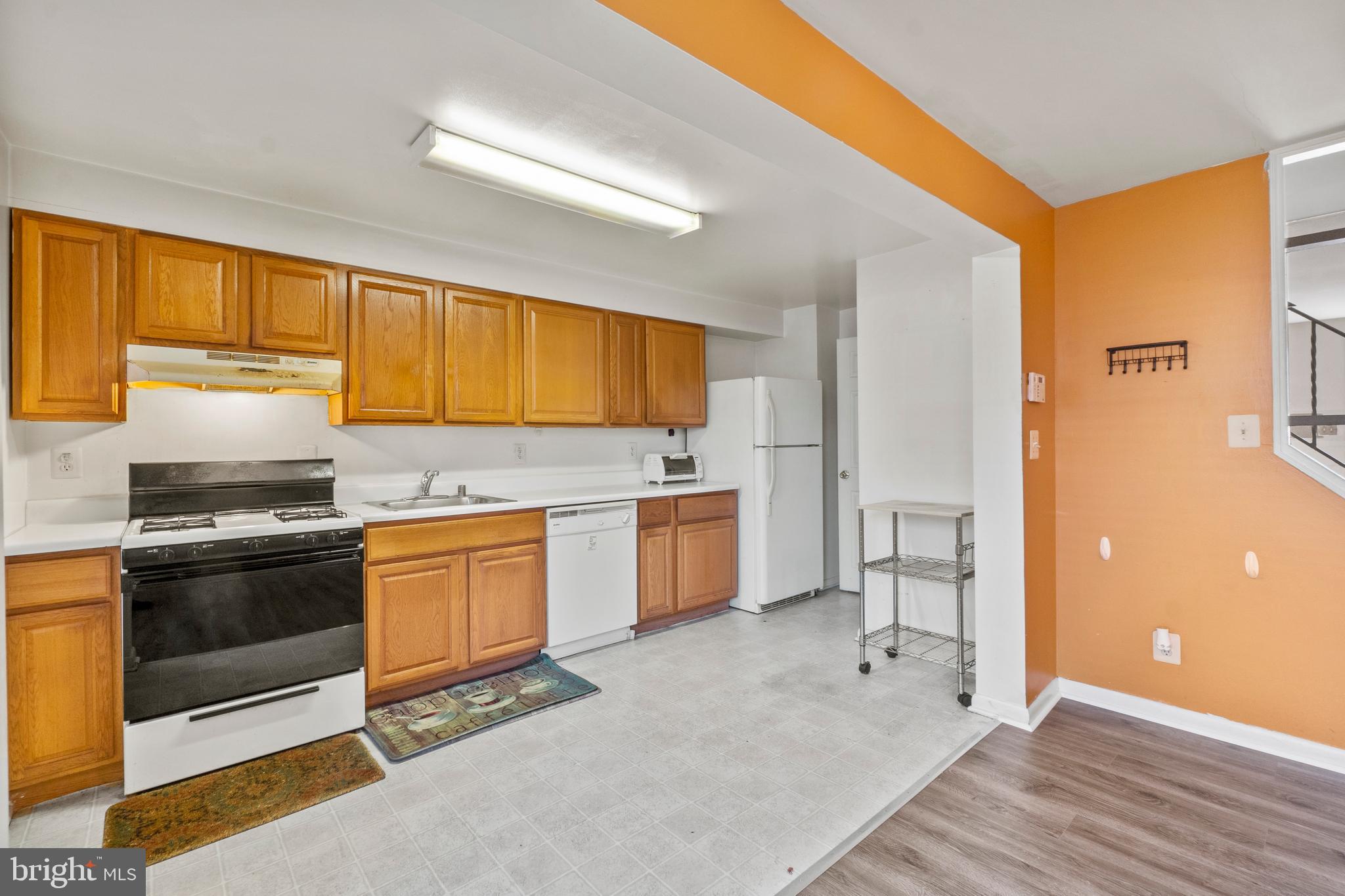 5810 Waycross Road Baltimore, MD 21206 - Photo 8 of 27 Gallery Image 8