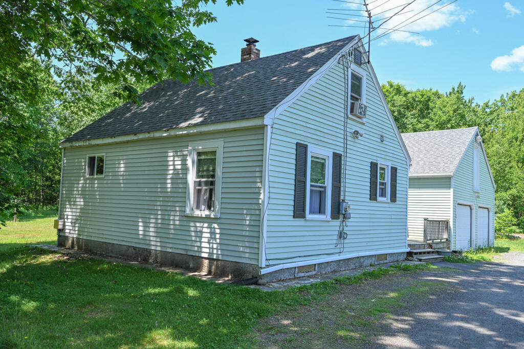 488 Bog Road Hermon, ME 04401 - Photo 1 of 30 488 Bog Rd