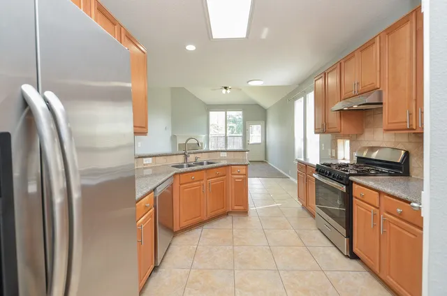 $2,300 | 3010 Rosebud Dale Court, Houston, TX 77084