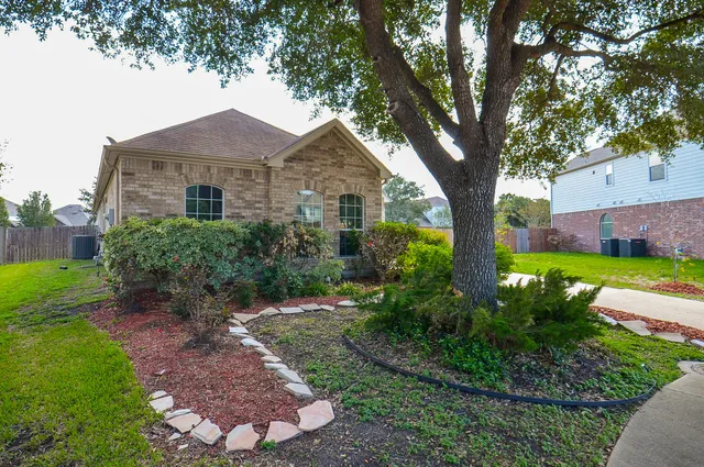 $2,300 | 3010 Rosebud Dale Court, Houston, TX 77084