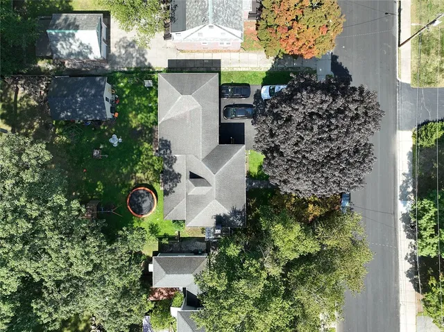 $580,000 | 483 Woodland Road, Woonsocket, RI 02895