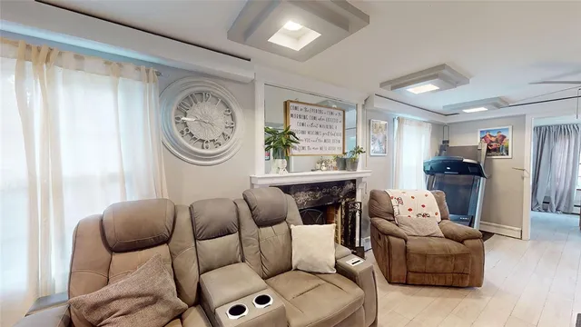 $580,000 | 483 Woodland Road, Woonsocket, RI 02895