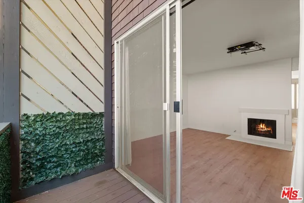 $1,195,000 | 621 California Avenue, Unit 2, Santa Monica, CA 90403