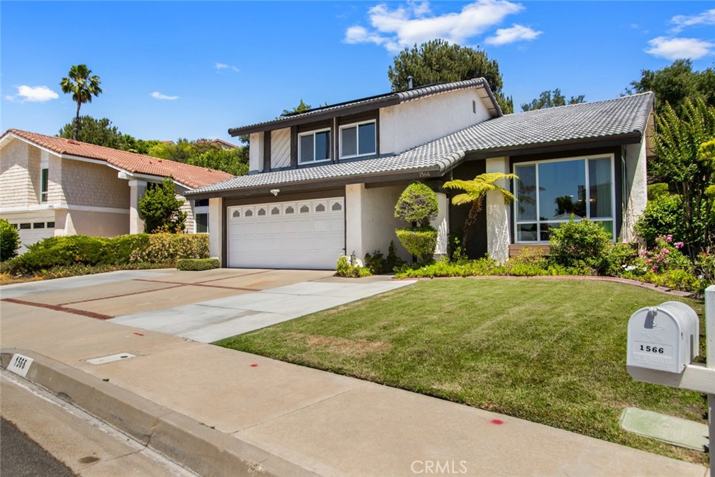 1566 Autumn Hill Road Diamond Bar, CA 91765 - Photo 4 of 40