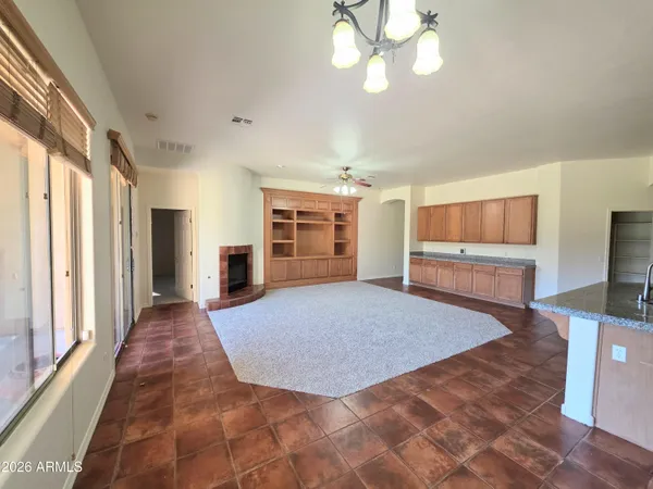 $3,600 | 1021 West Horseshoe Avenue, Gilbert, AZ 85233