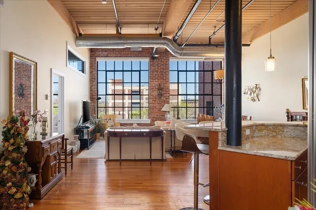 $389,999 | 491 Dutton Street, Unit 403, Lowell, MA 01854