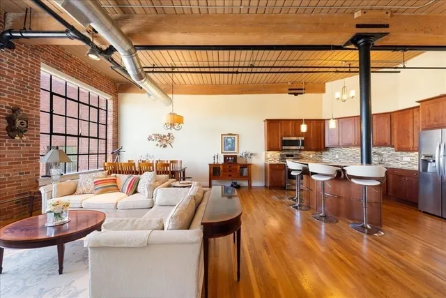 $389,999 | 491 Dutton Street, Unit 403, Lowell, MA 01854