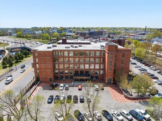 $389,999 | 491 Dutton Street, Unit 403, Lowell, MA 01854