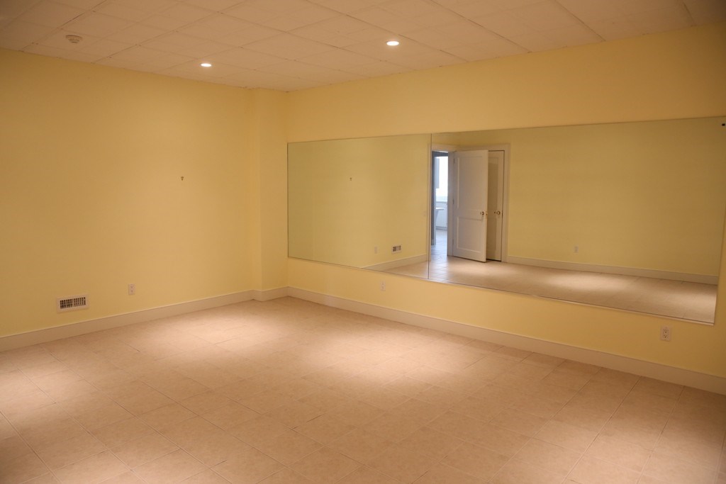 7 Spring Pond Road Westerly, RI 02891 - Photo 33 of 38