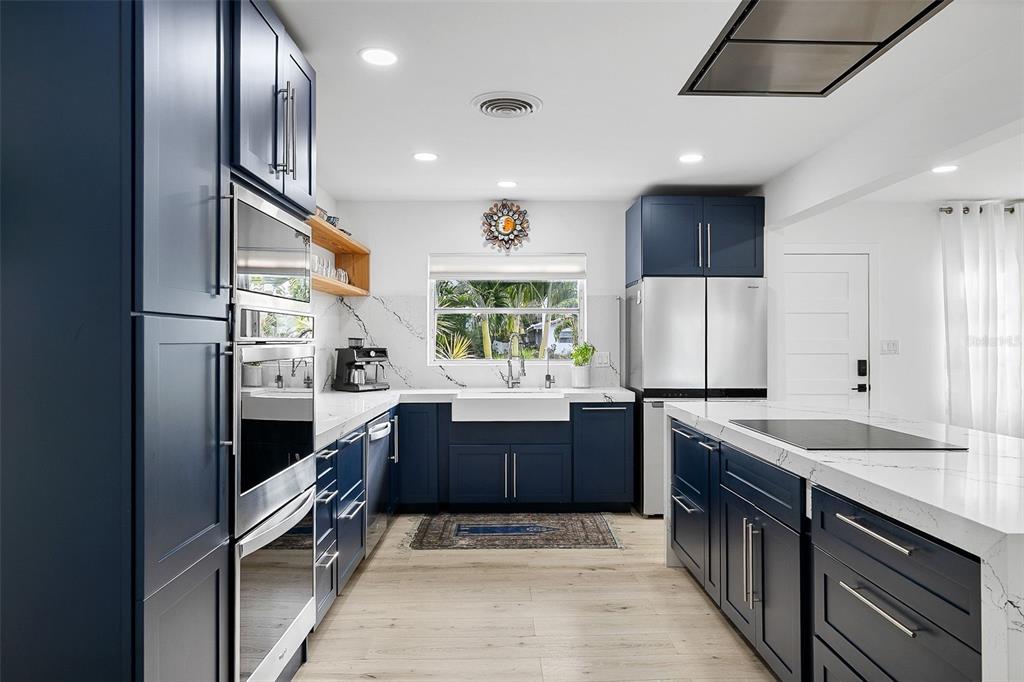 703 Whitfield Avenue Sarasota, FL 34243 - Photo 18 of 78