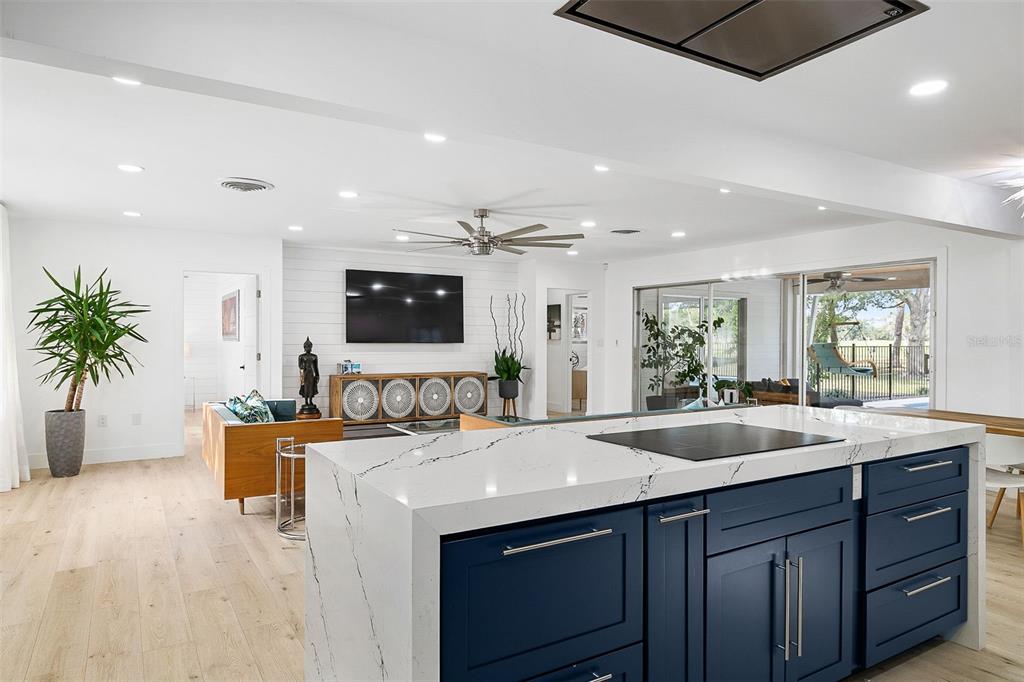 703 Whitfield Avenue Sarasota, FL 34243 - Photo 21 of 78