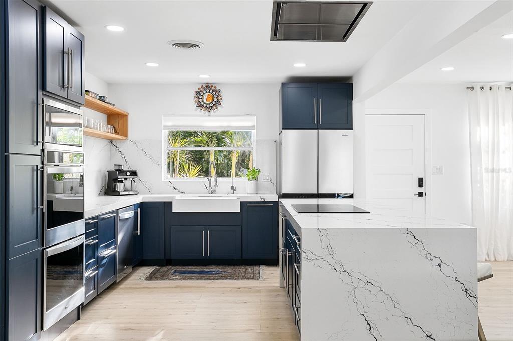 703 Whitfield Avenue Sarasota, FL 34243 - Photo 24 of 78