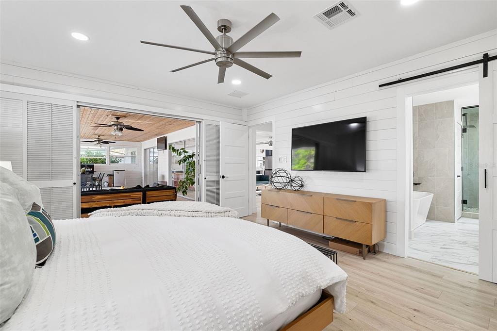 703 Whitfield Avenue Sarasota, FL 34243 - Photo 39 of 78