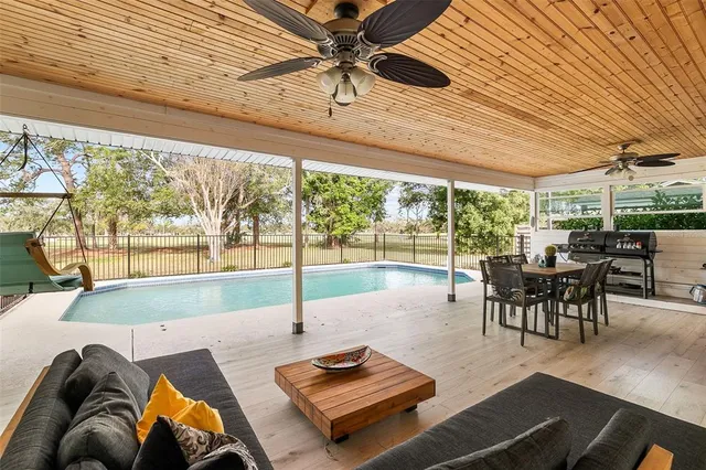 $749,000 | 703 Whitfield Avenue, Sarasota, FL 34243