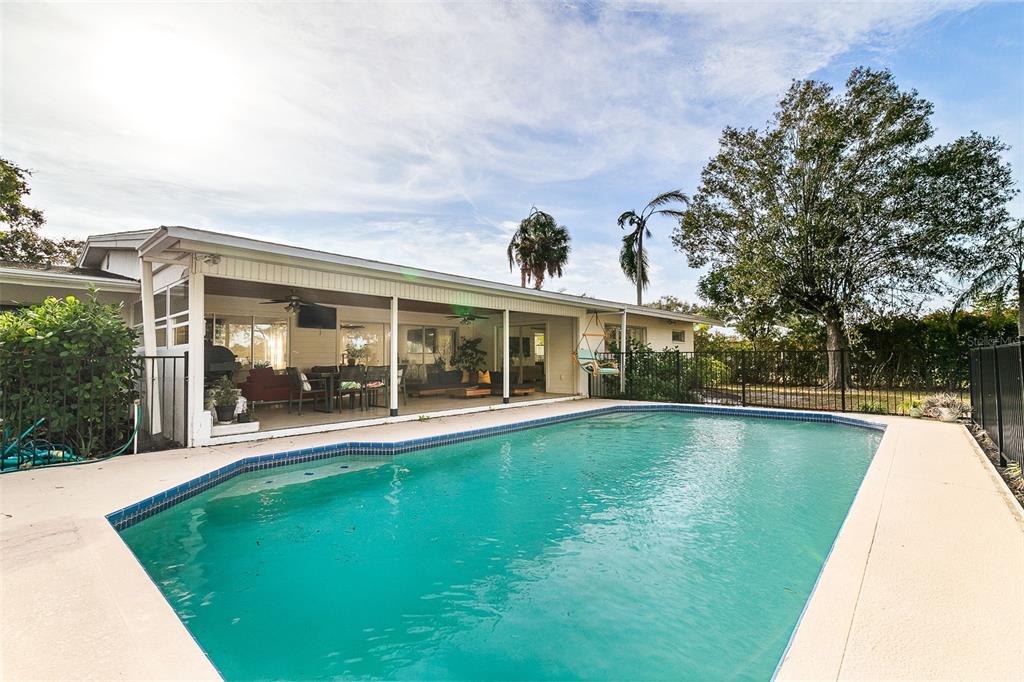 703 Whitfield Avenue Sarasota, FL 34243 - Photo 59 of 78