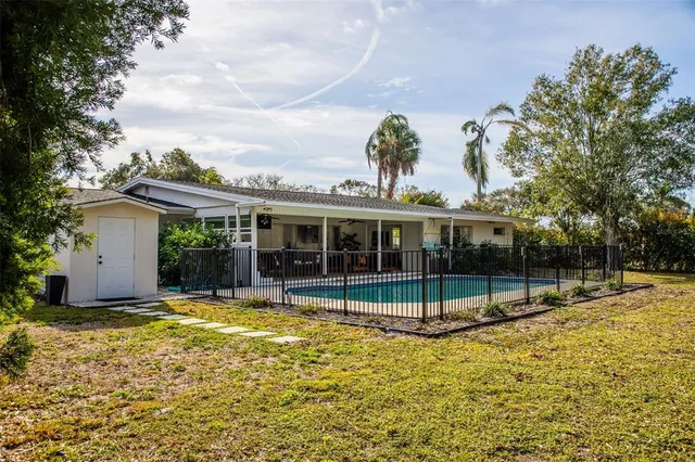 $749,000 | 703 Whitfield Avenue, Sarasota, FL 34243