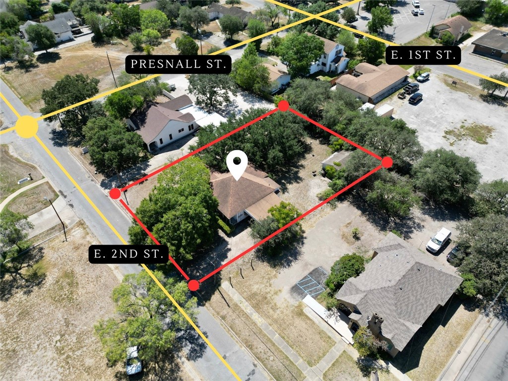 712 East 2nd Street Alice, TX 78332 - Photo 24 of 25 an aerial view of a house