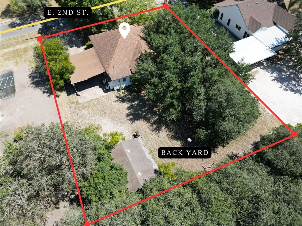 712 East 2nd Street Alice, TX 78332 - Photo 4 of 25 an aerial view of a house