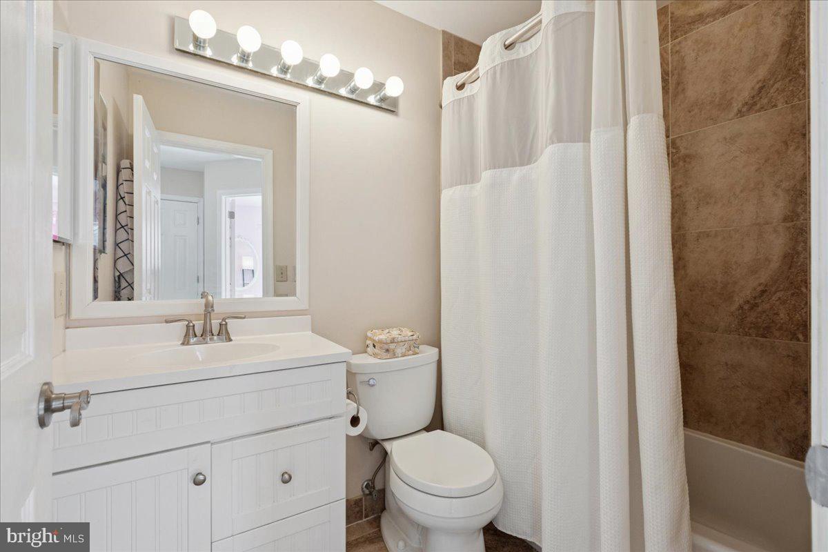 41 Sweet Gum Road Howell, NJ 07731 - Photo 27 of 48