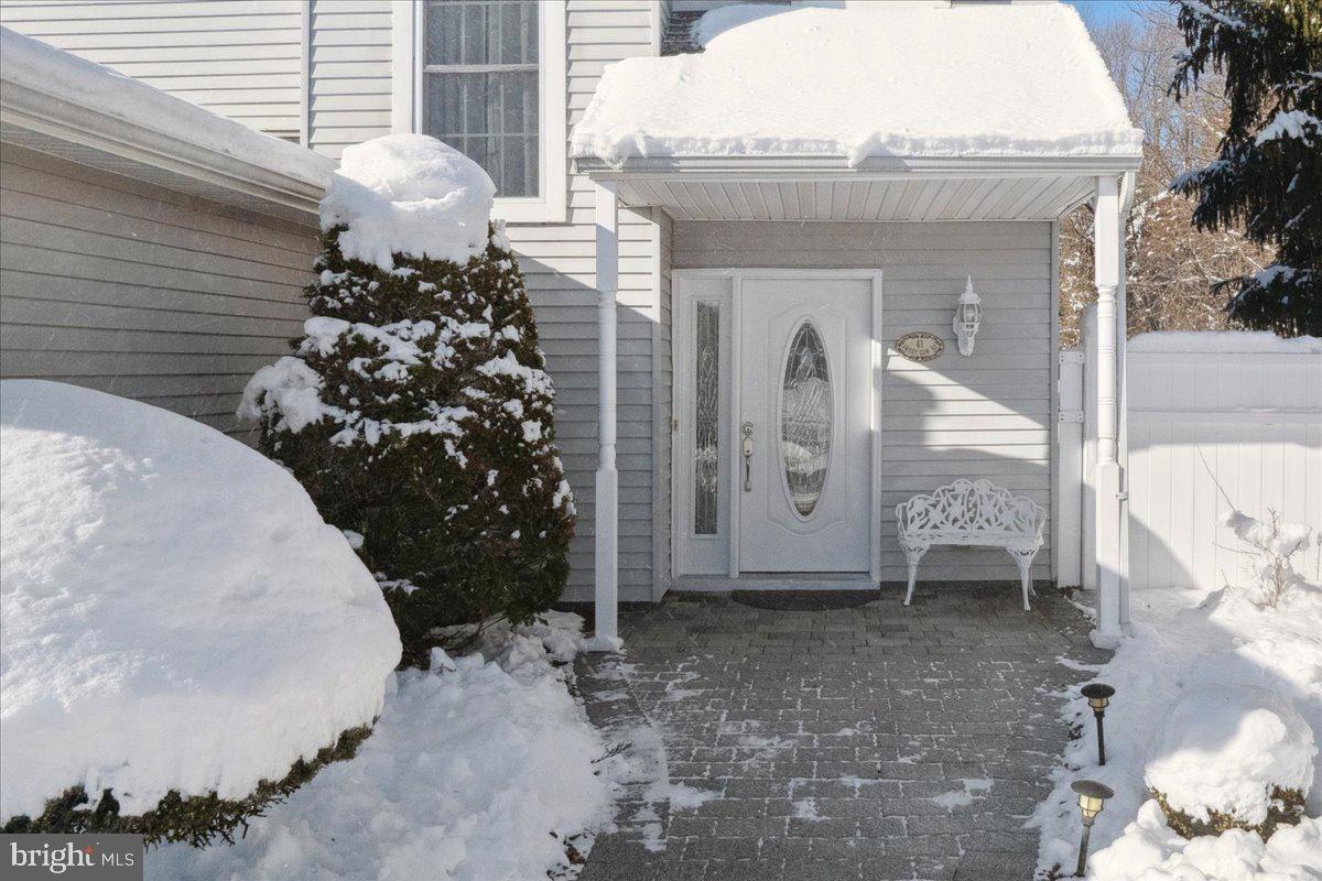 41 Sweet Gum Road Howell, NJ 07731 - Photo 3 of 52