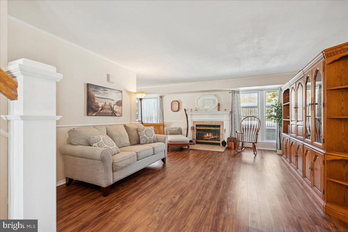 41 Sweet Gum Road Howell, NJ 07731 - Photo 5 of 52