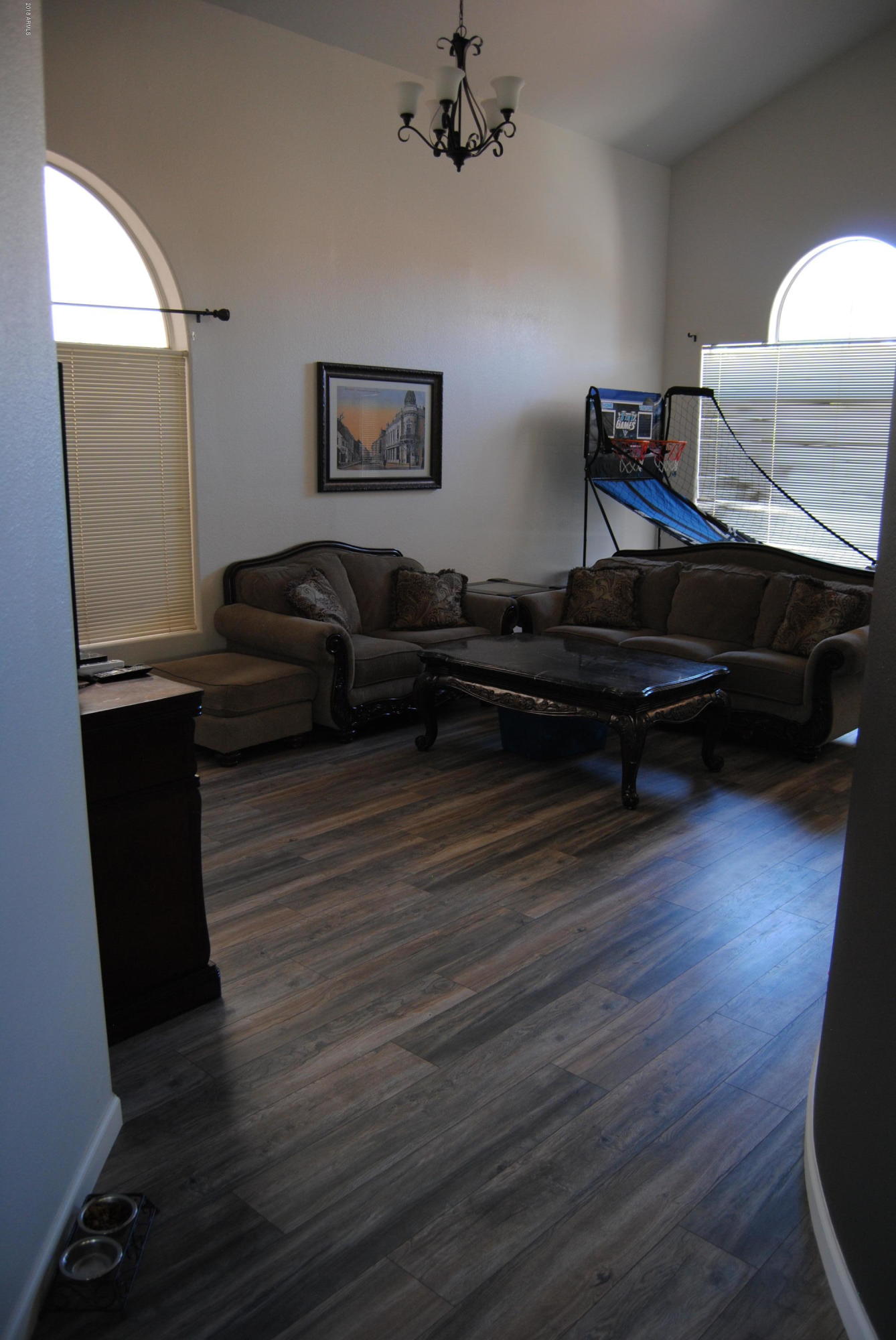 1225 East St John Road Phoenix, AZ 85022 - Photo 14 of 34 DSC_0357