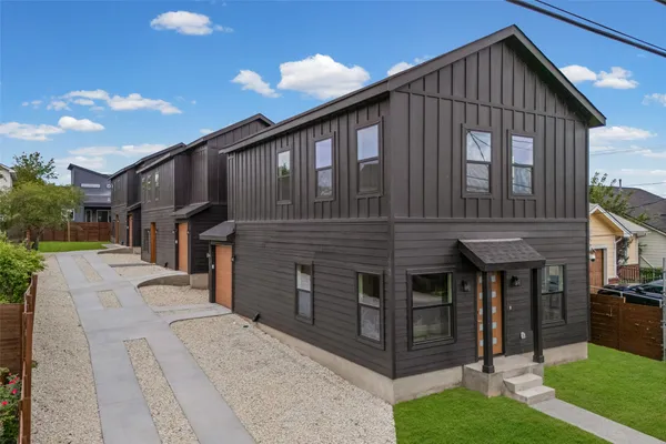 $500,000 | 7310 Carver Avenue, Unit 2, Austin, TX 78752