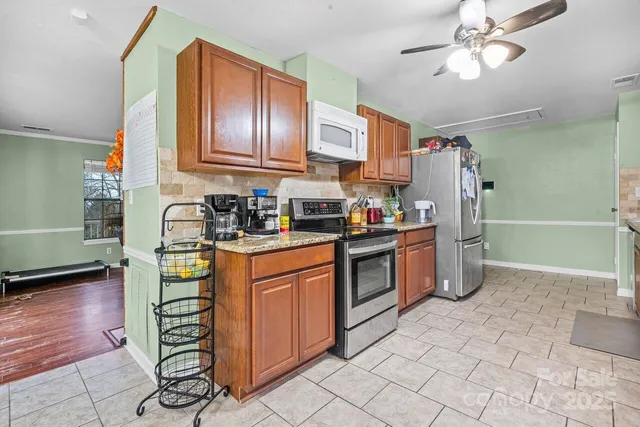 $399,900 | 2815 Bustlehead Court, Charlotte, NC 28262