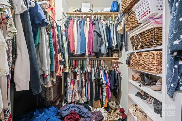 $399,900 | 2815 Bustlehead Court, Charlotte, NC 28262