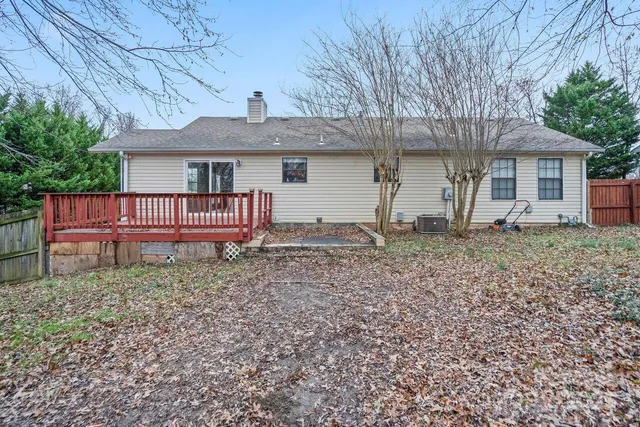 $399,900 | 2815 Bustlehead Court, Charlotte, NC 28262