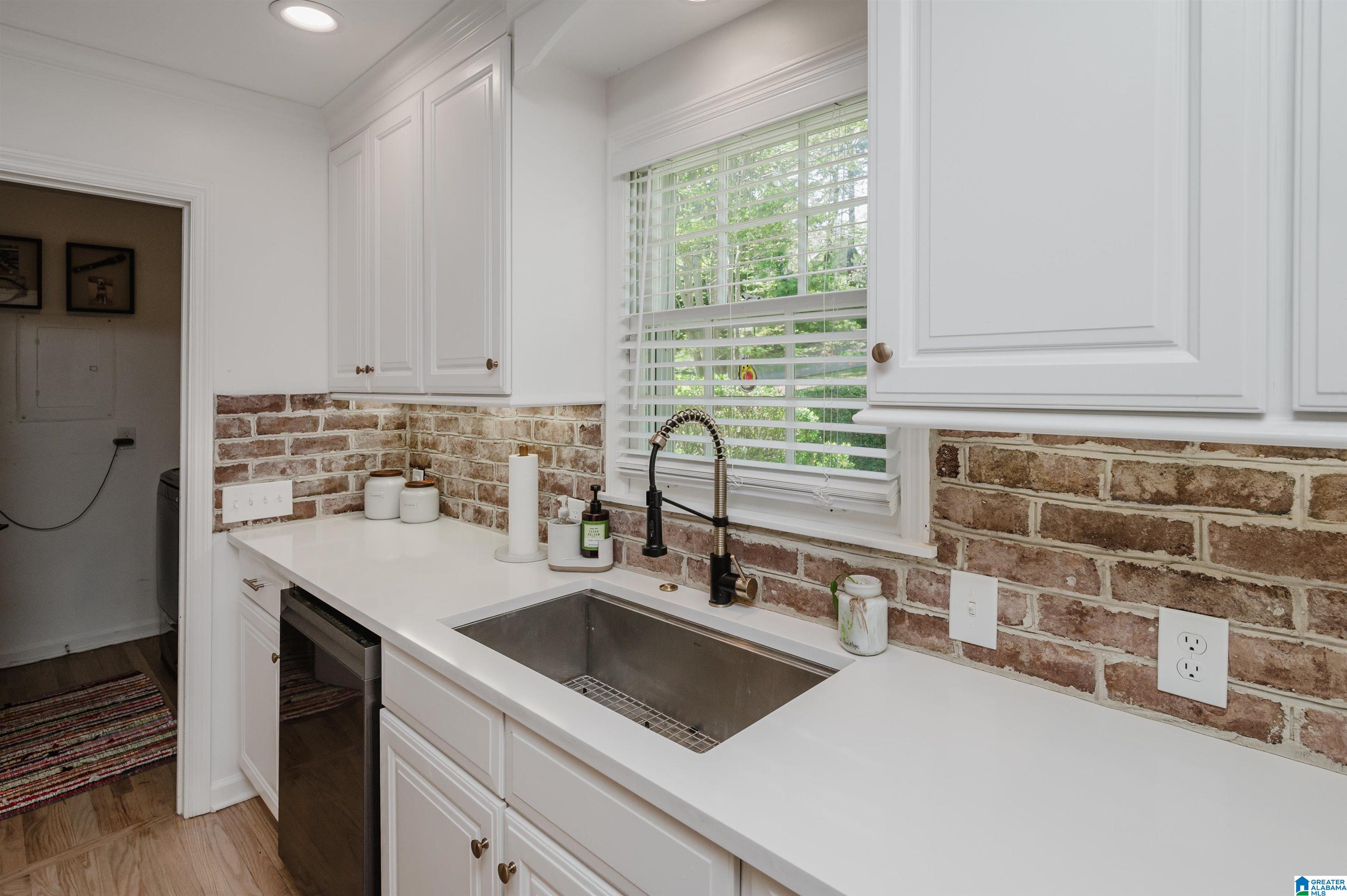 3517 Mill Springs Road Birmingham, AL 35223 - Photo 13 of 45