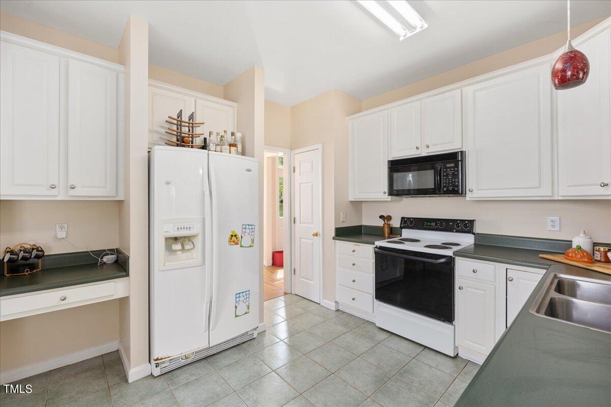 5305 Dover Ridge Lane Durham, NC 27712 - Photo 7 of 41 5305 Dover Ridge Lane