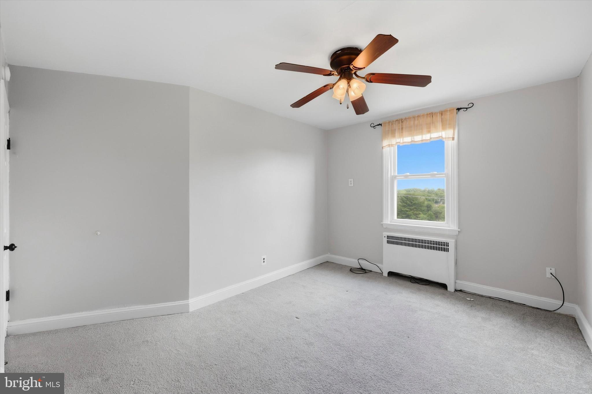 110 Academy Lane Upper Darby, PA 19082 - Photo 17 of 25
