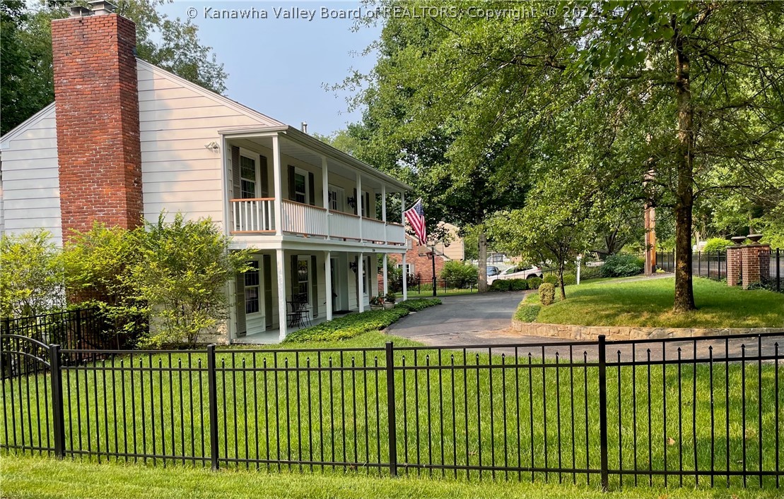 1586 Connell Road Charleston, WV 25314 - Photo 4 of 24 Gallery Image 4