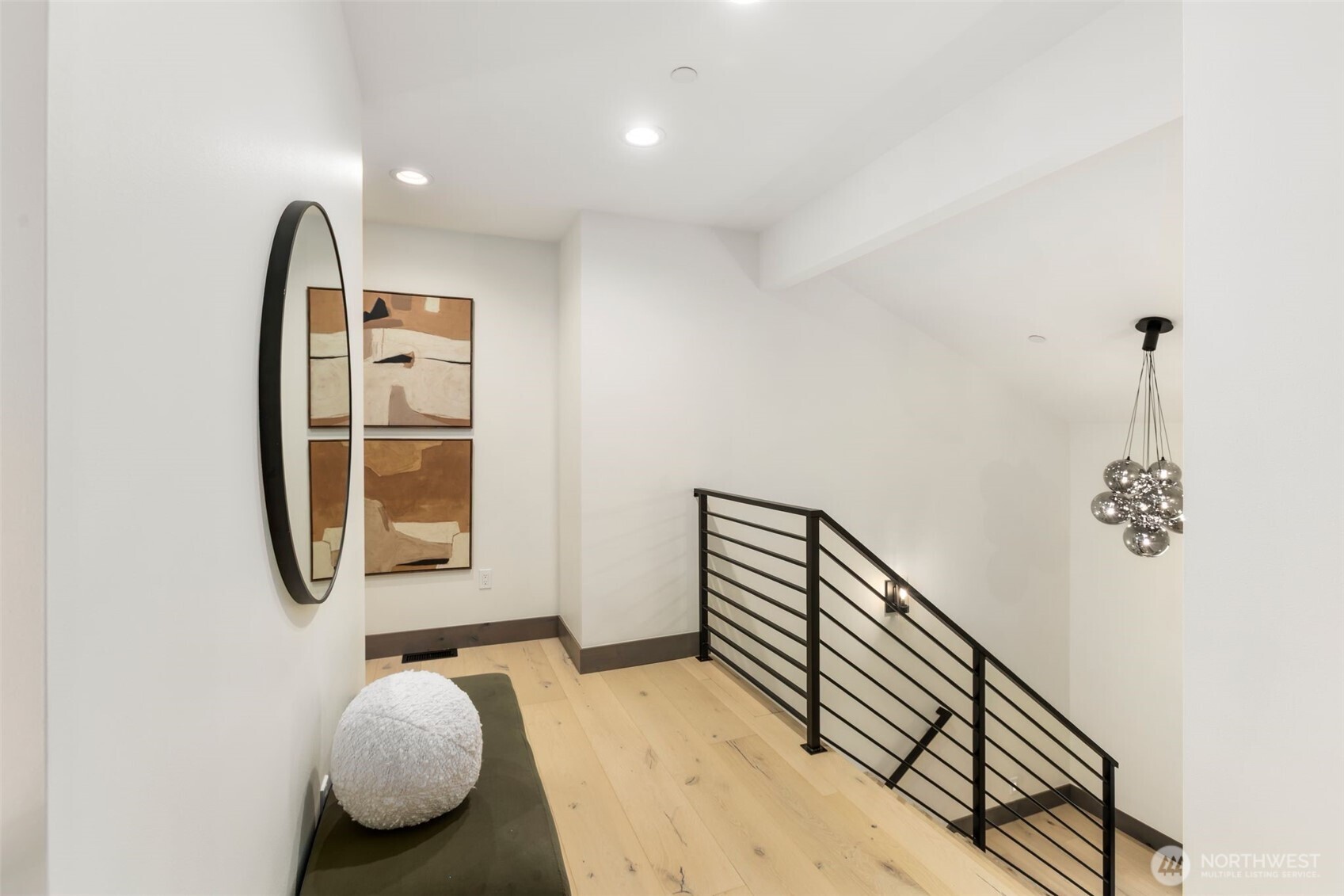 90 Portal Cle Elum, WA 98922 - Photo 27 of 38 a front view of a house with wooden floor