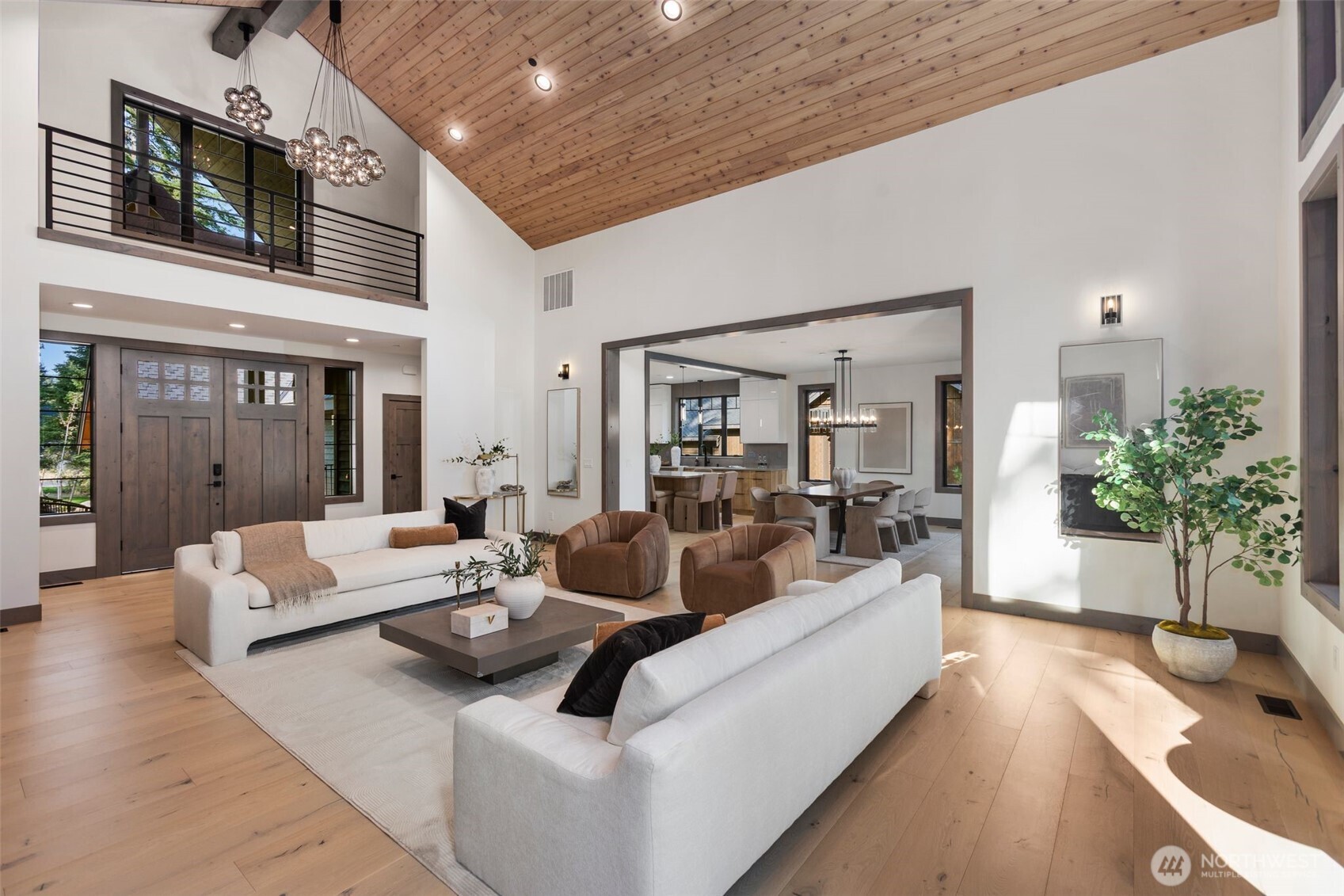 90 Portal Cle Elum, WA 98922 - Photo 4 of 38 a living room with fireplace furniture and a potted plant