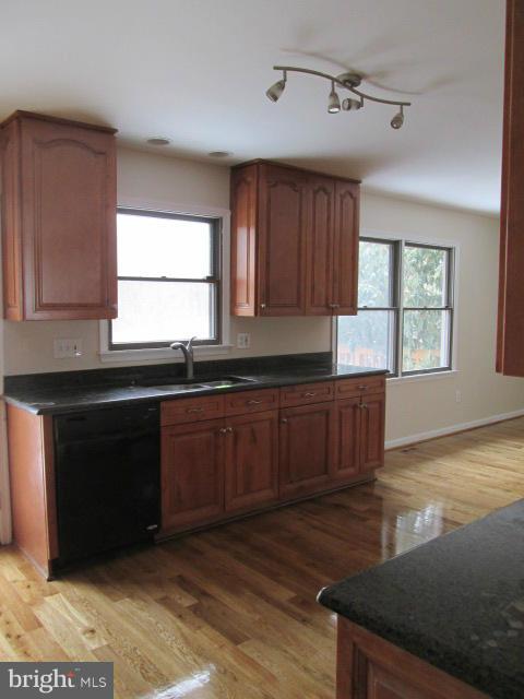 4119 London Bridge Road Finksburg, MD 21048 - Photo 4 of 30 Kitchen