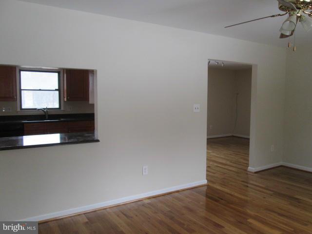 4119 London Bridge Road Finksburg, MD 21048 - Photo 9 of 30 Living Room