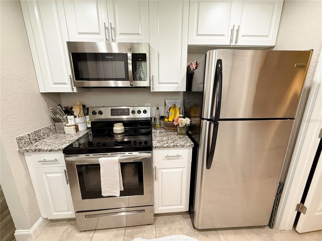 4321 Peacock Road Spring Hill, FL 34608 - Photo 12 of 40 Gallery Image 12
