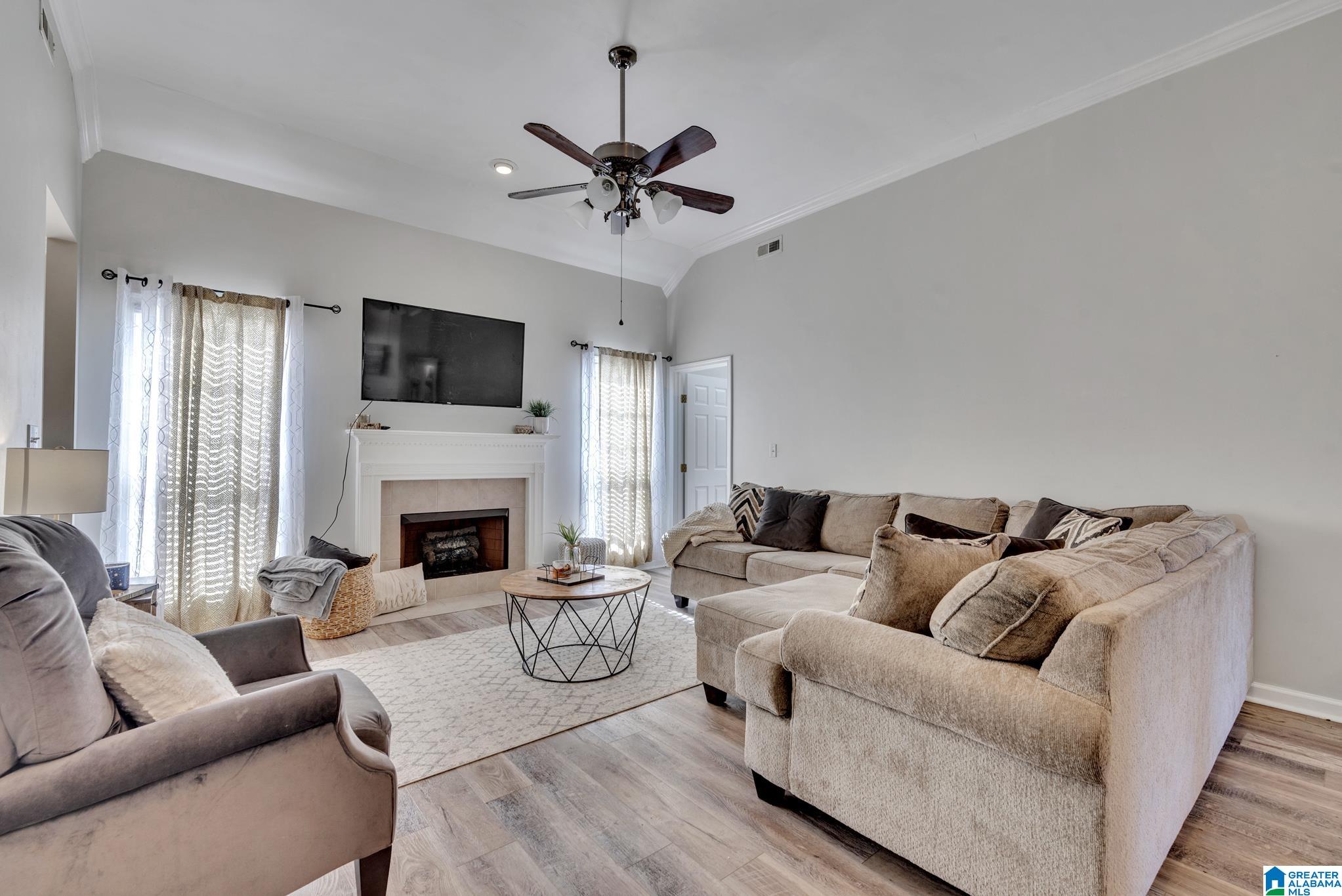 241 Springdale Drive Mount Olive, AL 35117 - Photo 3 of 24