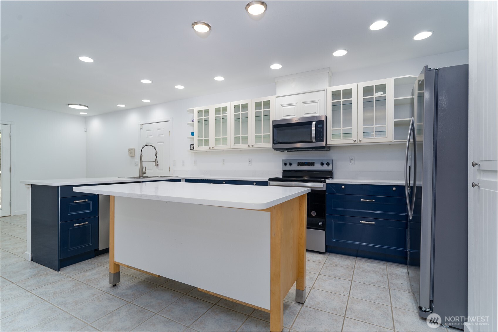 2104 Mark Street Northeast Lacey, WA 98516 - Photo 8 of 20