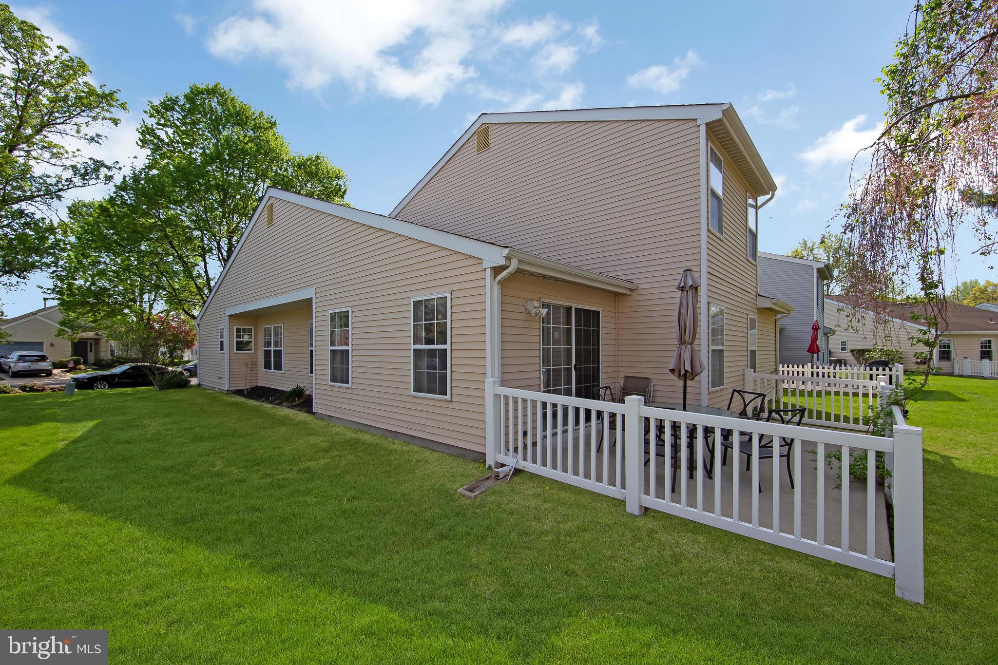 606 Cascade Drive South Mount Laurel, NJ 08054 - Photo 23 of 30 Exterior