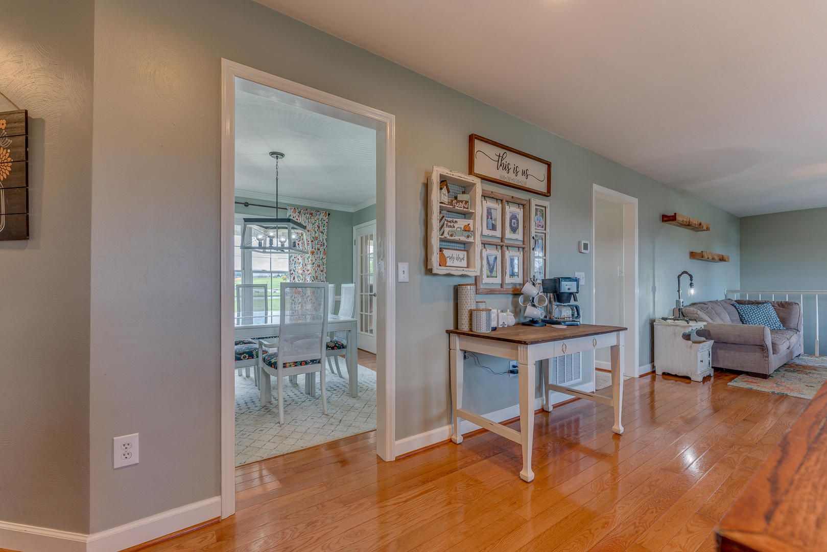 1052 Country Club Road Troutville, VA 24175 - Photo 22 of 65 Coffee Station and Dining Room