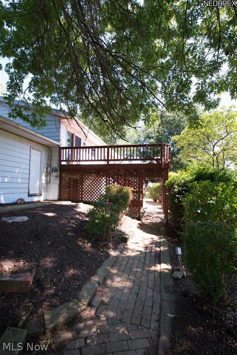 544 East Caston Road Uniontown, OH 44685 - Photo 17 of 18 View of Deck off the Dining