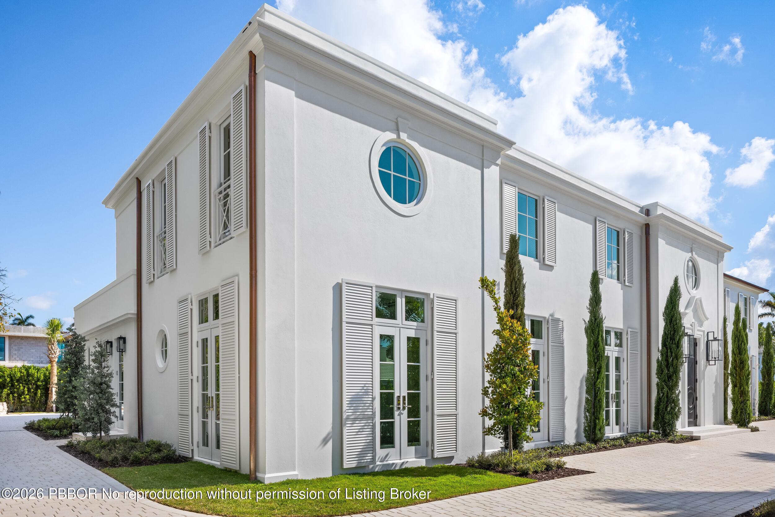 301 Plantation Road Palm Beach, FL 33480 - Photo 5 of 84 Front Side
